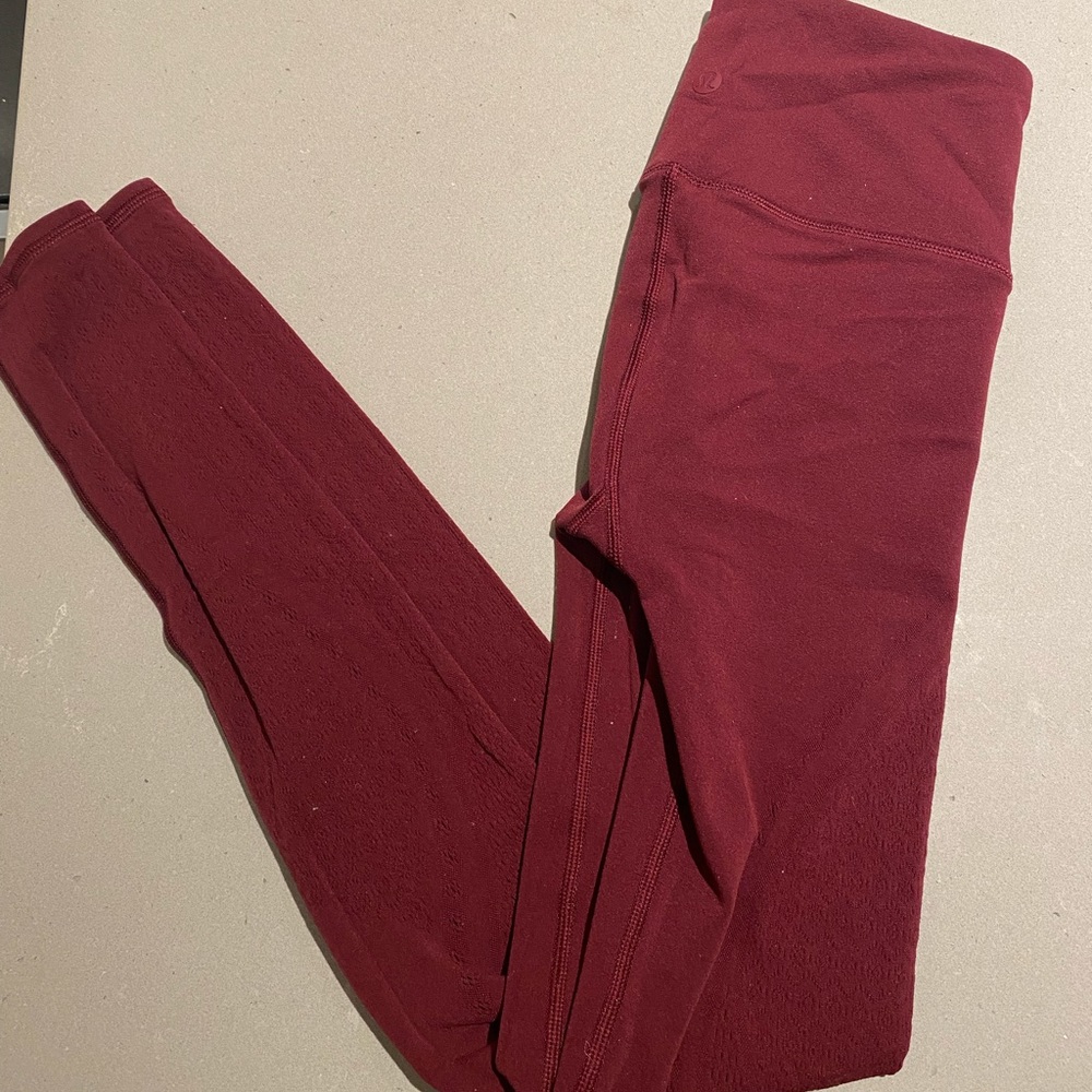 Lululemon maroon/burgundy eyelet leggings